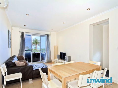 Unwind At Coast On Newell - Broome Tourism 13