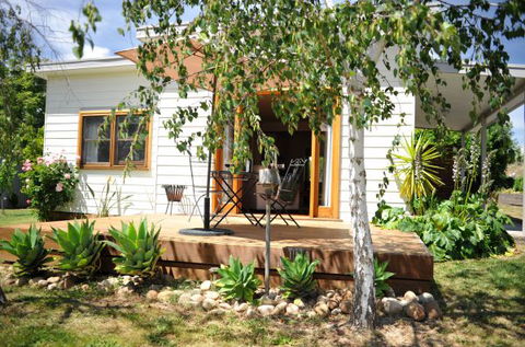 Casolare B&B Vineyard Accommodation - Broome Tourism 0