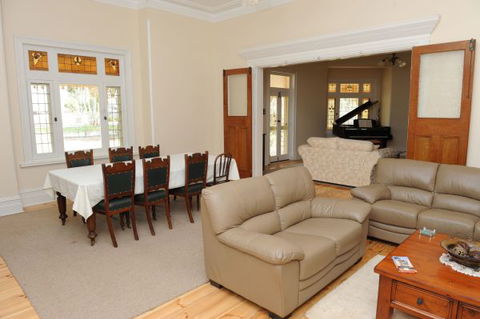 Cockburn House - Broome Tourism 2