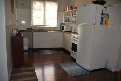 Sandy Lake Farm Stay Accommodation Gingin WA - Broome Tourism 8