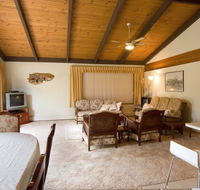 Chisholm Heights CBD Accommodation - Broome Tourism