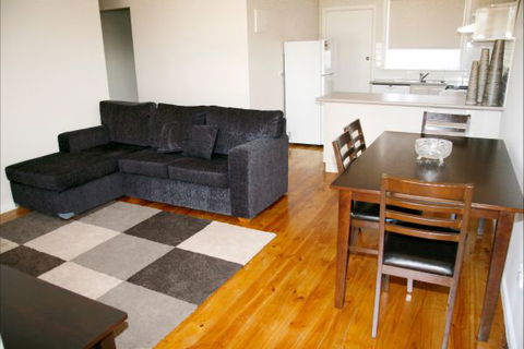 Shamore Apartments - Walnut - Broome Tourism 1