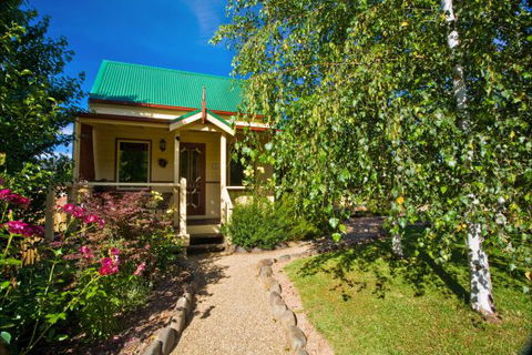 Autumn Abode Cottages - Broome Tourism 2