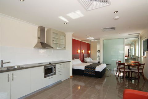 Tanunda Hotel And Apartments - Broome Tourism 2
