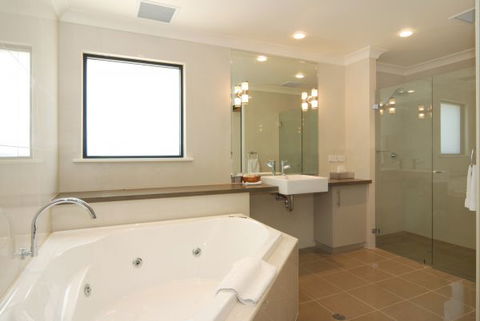 Tanunda Hotel And Apartments - Broome Tourism 3