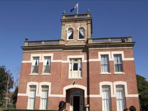 Highton Manor - Broome Tourism 0