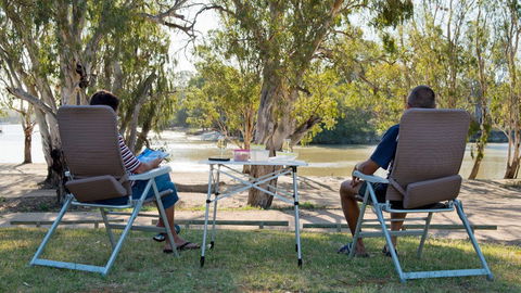 Loxton Riverfront Holiday Park - Broome Tourism 3