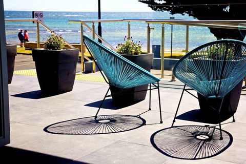 Penguin Beachfront Apartments - Broome Tourism 1