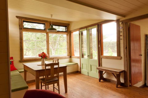 Peach Tree Cabin - Broome Tourism 6