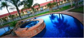 Best Western Pines Country Club Motor Inn - Broome Tourism 1
