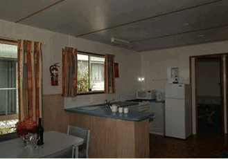 Bicheno Cabins And Tourist Park - Broome Tourism 1