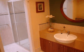 Walton House - Broome Tourism
