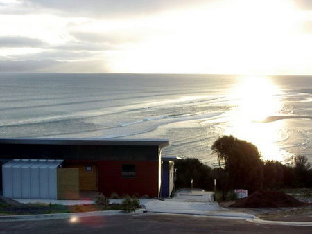 Freycinet Beach Apartments - Broome Tourism 0