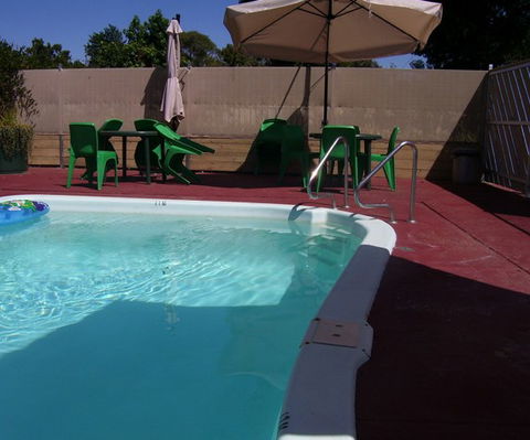 Twin City Motor Inn - Broome Tourism 1