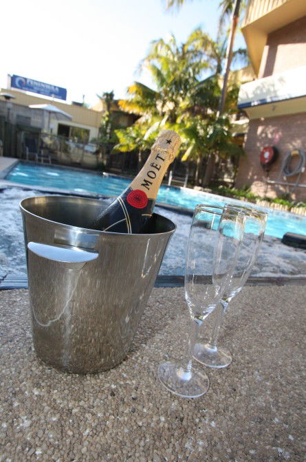 Peninsula Nelson Bay - Broome Tourism 2