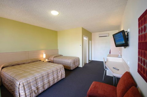 Adelaide Road Motor Lodge - Broome Tourism 0