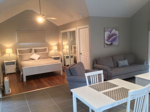 High Peaks Cottages - Broome Tourism 1