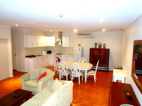 Regency Apartments - Broome Tourism 0