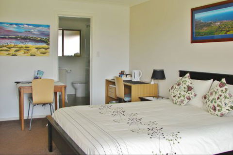 Austiny Bed And Breakfast - Broome Tourism 3