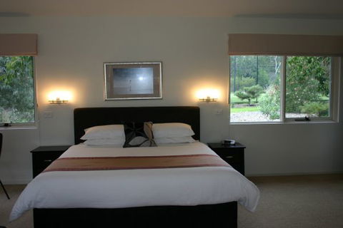 Arusha B&B Retreat - Broome Tourism 1