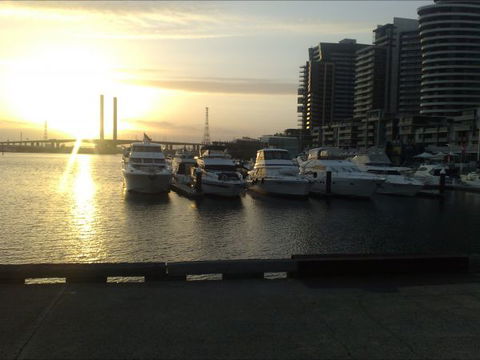 Harbour Escape Apartments Docklands - Broome Tourism 3