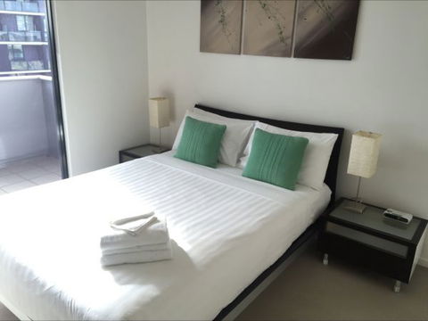 Harbour Escape Apartments Docklands - Broome Tourism 7