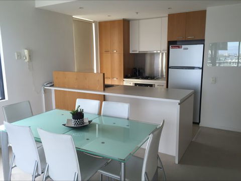 Harbour Escape Apartments Docklands - Broome Tourism 9