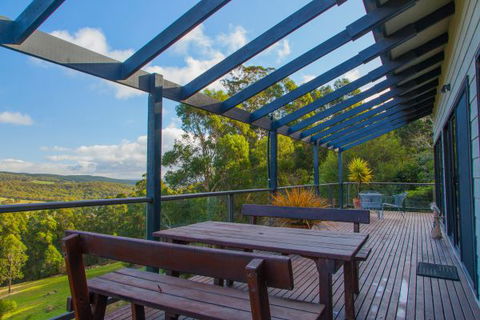 Otway Escapes Luxury Spa Accommodation - Broome Tourism 3