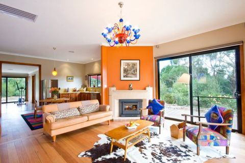 Otway Escapes Luxury Spa Accommodation - Broome Tourism 9