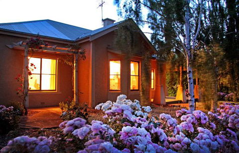 Beauchamp House - Broome Tourism 1