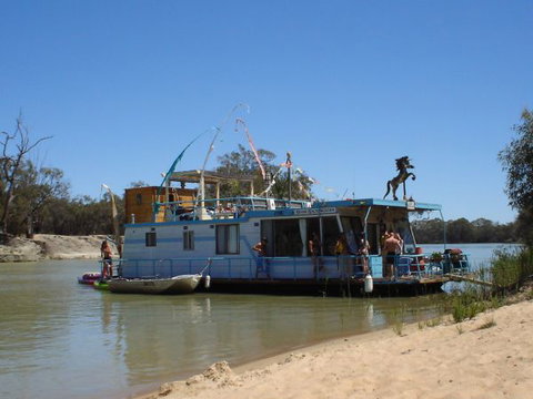 Berri Bed And Breakfast - Broome Tourism 4
