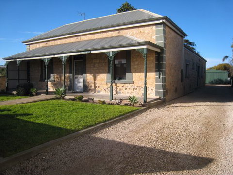 Kingfisher Lodge Edithburgh - Broome Tourism 0