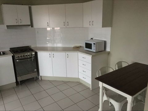 Revive Central Apartments - Broome Tourism 8