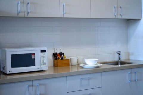Mansfield Apartments - Broome Tourism 6