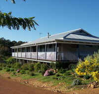 Blue House Bed and Breakfast - Broome Tourism