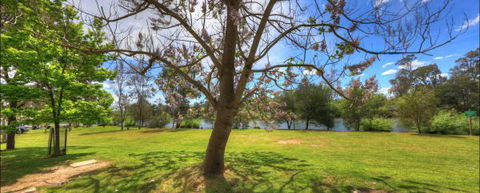 Breakaway Twin Rivers Caravan Park - Broome Tourism 0