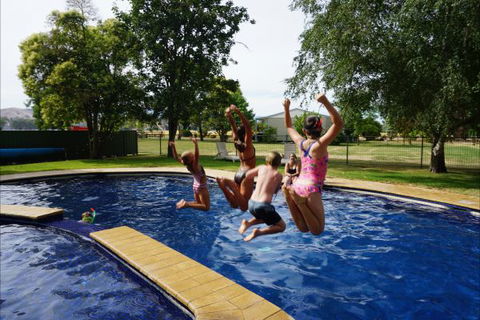 Breakaway Twin Rivers Caravan Park - Broome Tourism 4