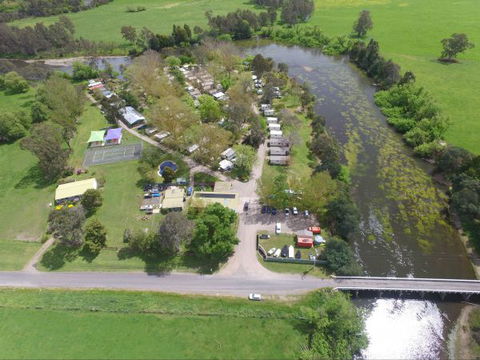 Breakaway Twin Rivers Caravan Park - Broome Tourism 5