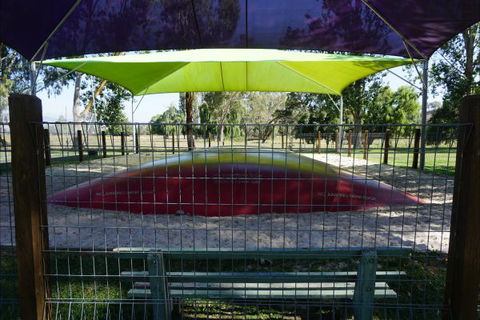 Breakaway Twin Rivers Caravan Park - Broome Tourism 7