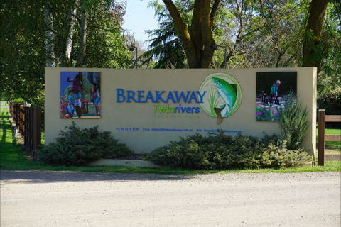 Breakaway Twin Rivers Caravan Park - Broome Tourism 9