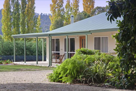 Brookfield Guesthouse - Broome Tourism 0