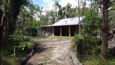 Byfield Cabins On Waterpark Creek - Broome Tourism 0
