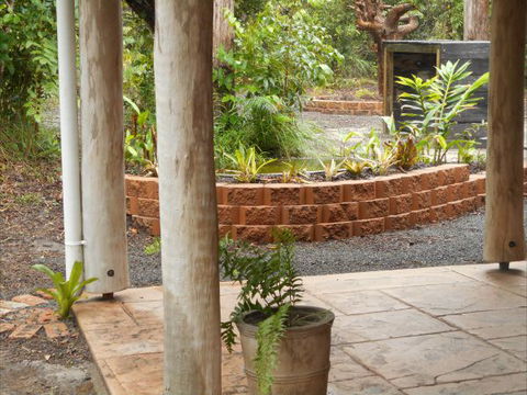 Byfield Cabins On Waterpark Creek - Broome Tourism 4