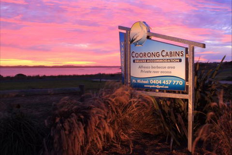 Coorong Cabins - Broome Tourism 0