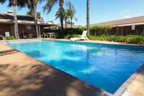 Exies Bagtown Motel - Broome Tourism 1