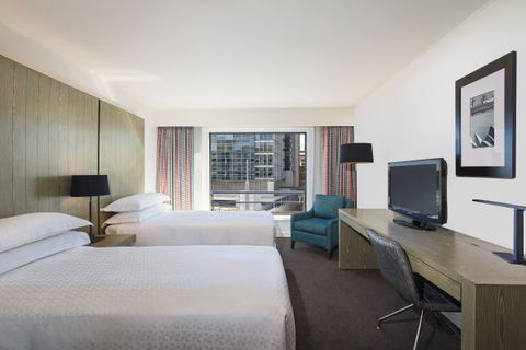Hyatt Regency Sydney - Broome Tourism 4