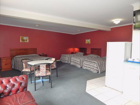 Jacksons Motor Inn - Broome Tourism 5
