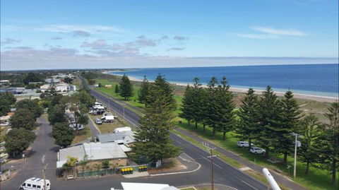 Kingston SE Caravan Park - Broome Tourism 1