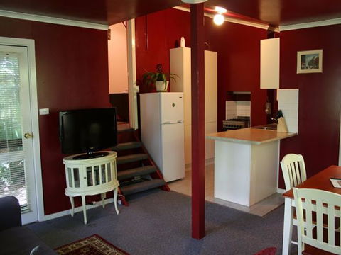 Lotus Lodges: Hush Cottage & Charmed Cabin - Broome Tourism 3