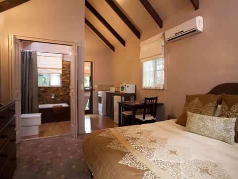 Lotus Lodges: Hush Cottage & Charmed Cabin - Broome Tourism 6